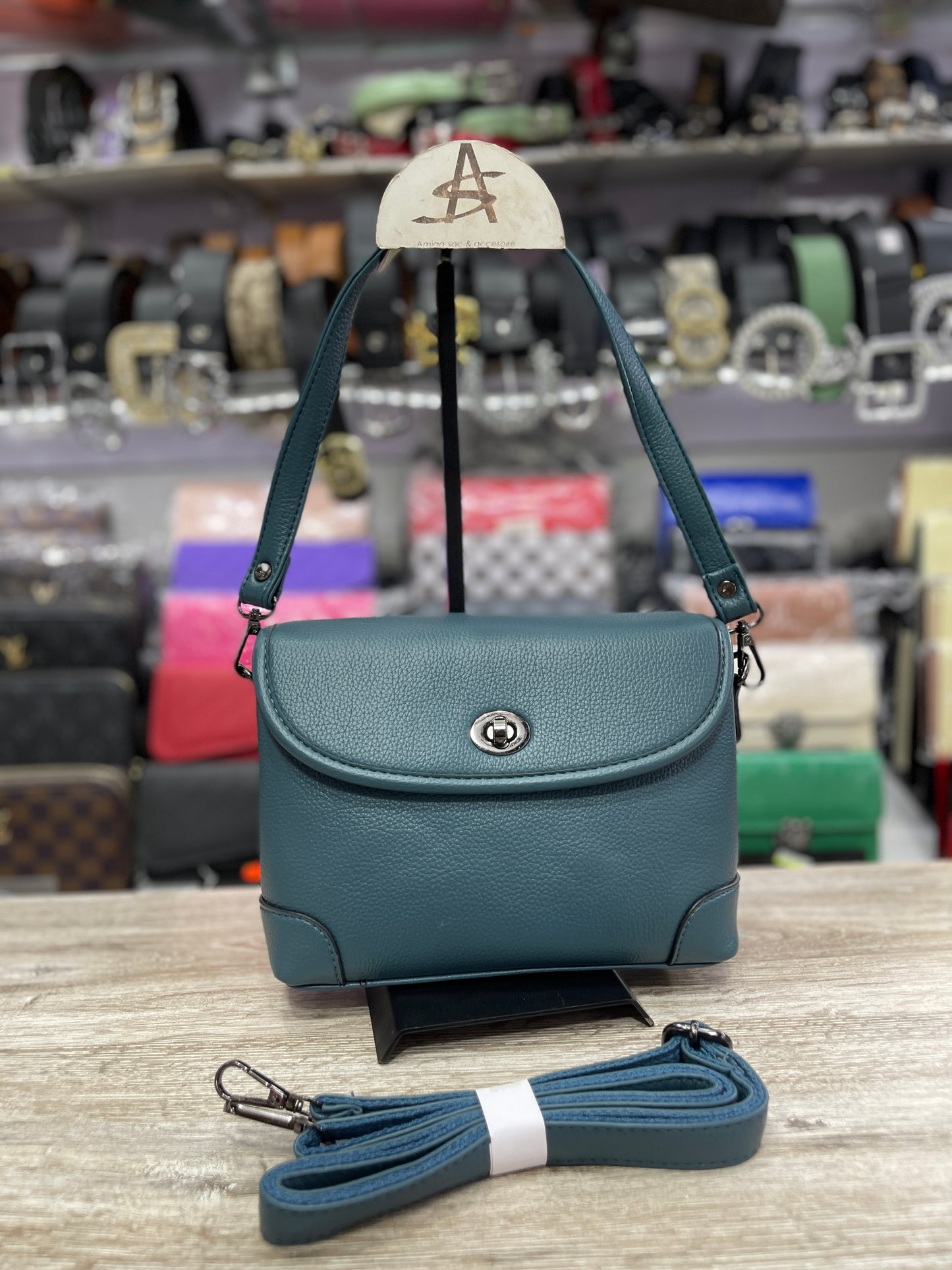 Pochette espagnol (style)