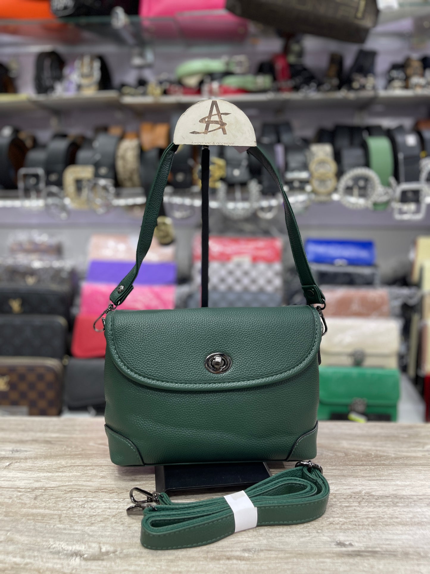 Pochette espagnol (style)